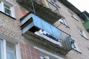 Как написать заявление о протечке крыши на балконе