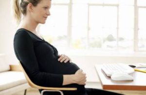 Как написать заявление о пособии по беременности и родам